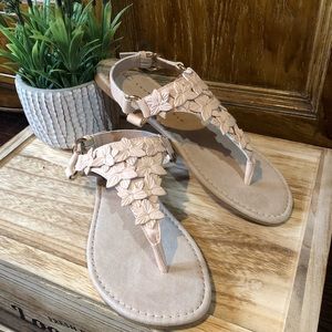 LC Lauren Conrad Sandals SZ 6